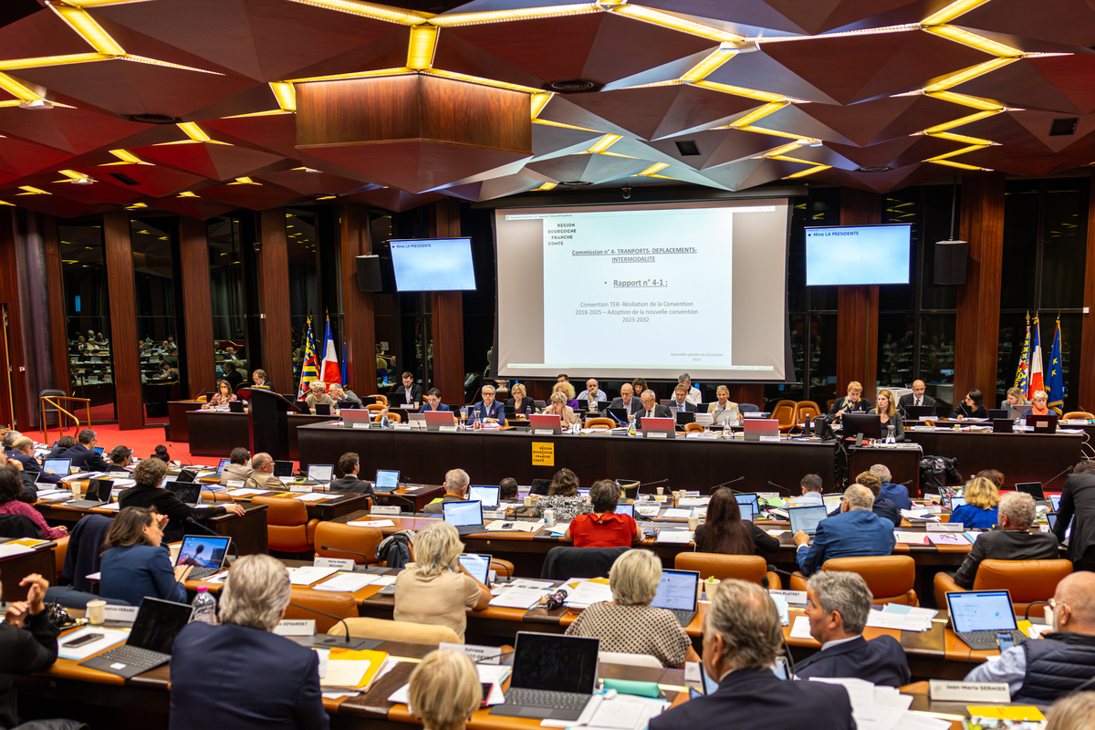 Assemblée plénière du Conseil régional de Bourgogne-Franche-Comté, vendredi 20 octobre 2023 - Photo Xavier Ducordeaux