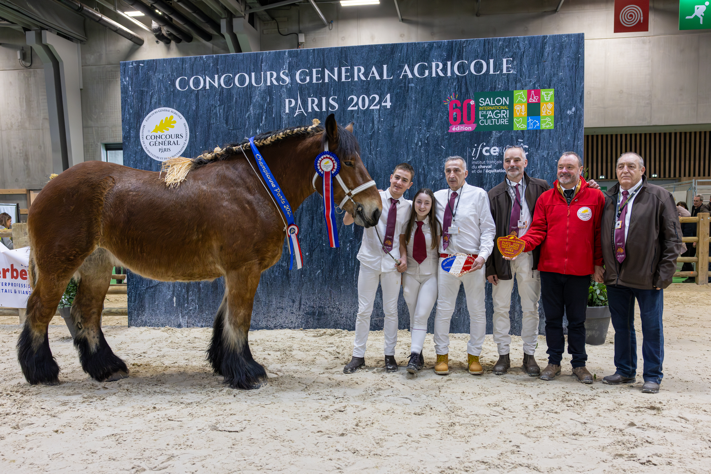 Lorsqu’un cheval gagne, il y a presqu’à chaque fois un bout d’Abel (à droite sur la photo) dans son histoire. Photo : Xavier Ducordeaux.
