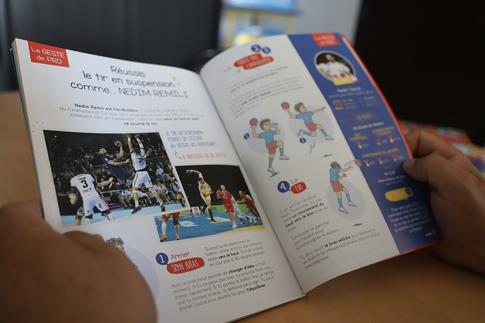 Magazine « A fond ! » créé par Myriam Alizon à Varzy (Nièvre) et destiné à « parler de sport aux jeunes pour les jeunes » - Photo Océane Lavoustet