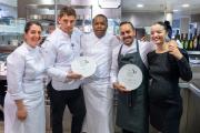 Pose dans les cuisines du relais Bernard Loiseau - Photo Xavier Ducordeaux Pose dans les cuisines du relais Bernard Loiseau - Photo Xavier Ducordeaux