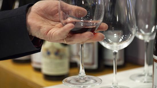 Vin de Bourgogne - Crédit David Cesbron