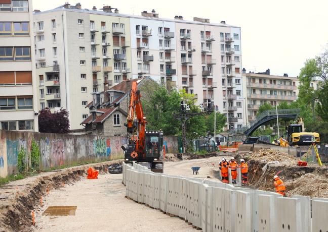 Première visite de chantier des travaux de la ligne TER des Horlogers, vendredi 18 avril 2024 - Crédit Maxime Scherepin Première visite de chantier des travaux de la ligne TER des Horlogers, vendredi 18 avril 2024 - Crédit Maxime Scherepin