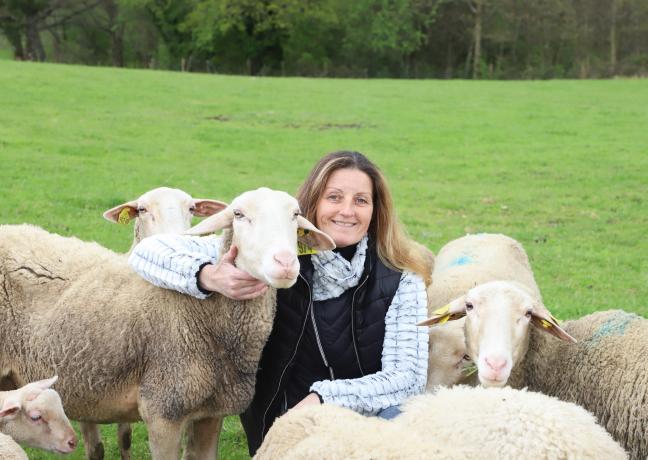 Sandrine Gouat, à la tête de L’élevage des Champs Lambert, à Auxelles-Haut (90) - Photo Christophe Bidal
