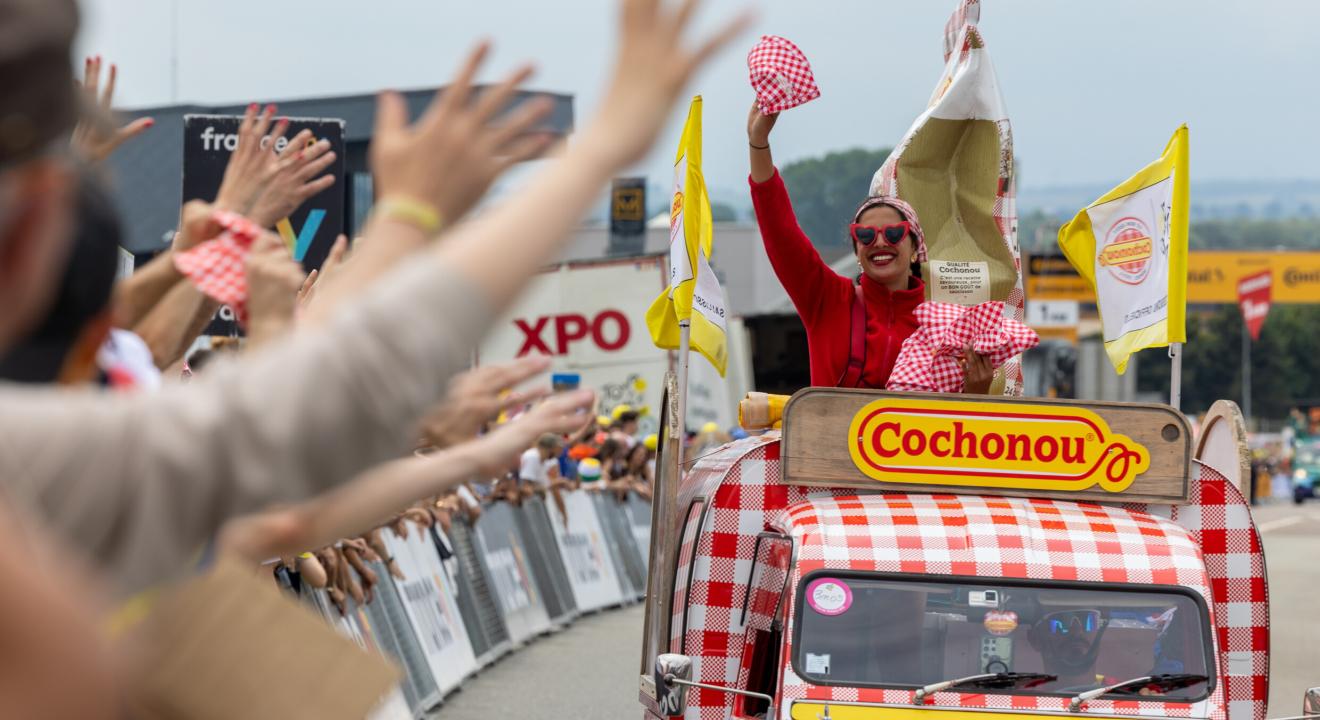 Caravane publicitaire sur le Tour de France - DR