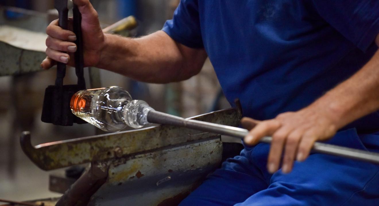 La Verrerie La Rochère en Haute-Saône souhaite réduire son impact environnemental en modernisant ses installations - Photo DR